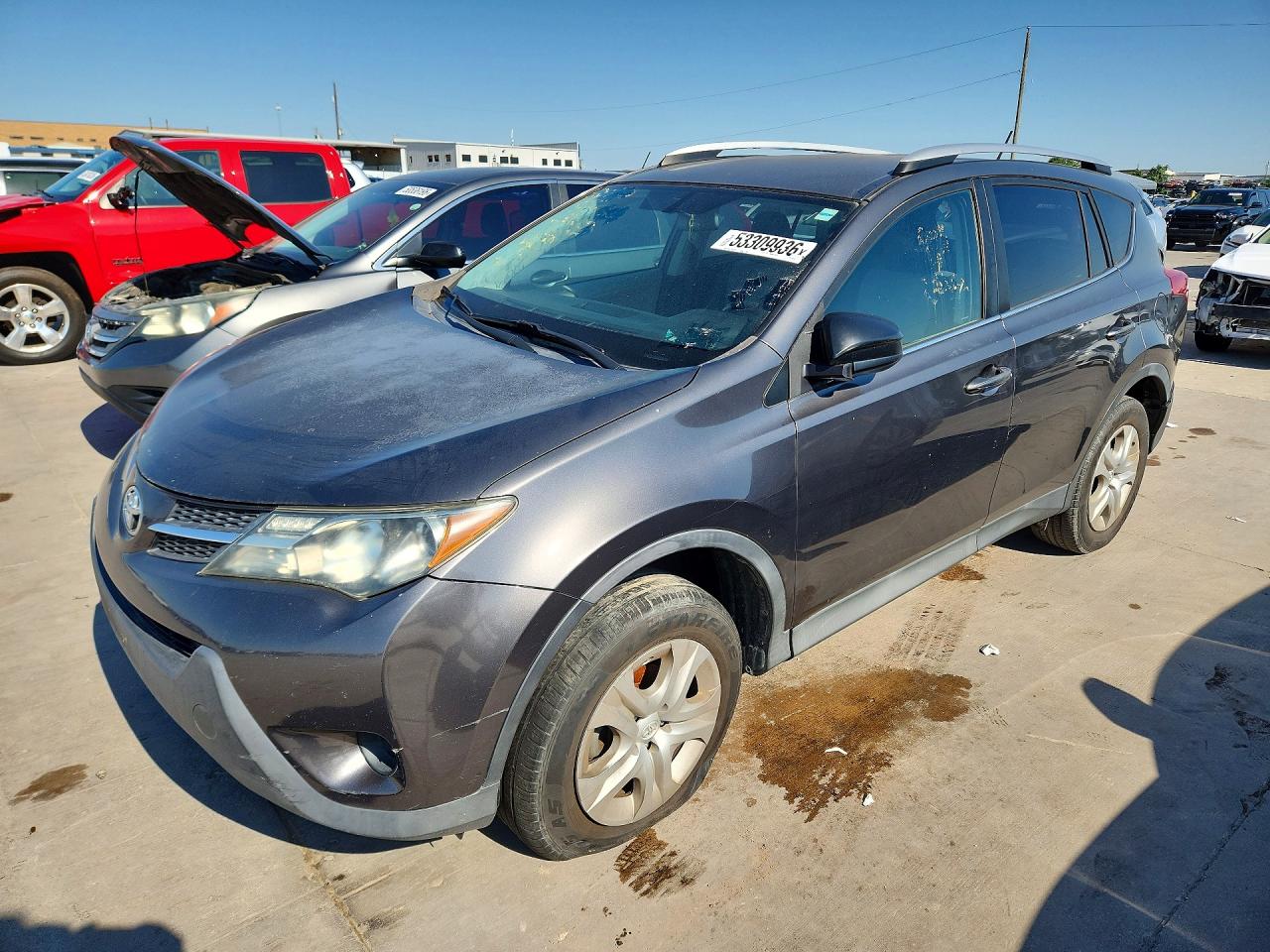 Salvage Toyota RAV4 Image