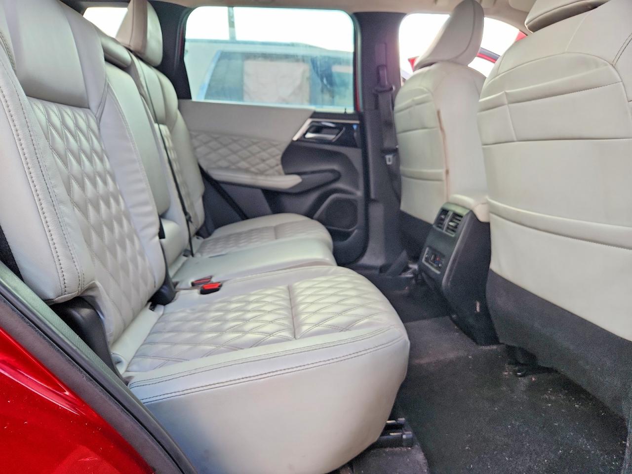 Mitsubishi Outlander Sel