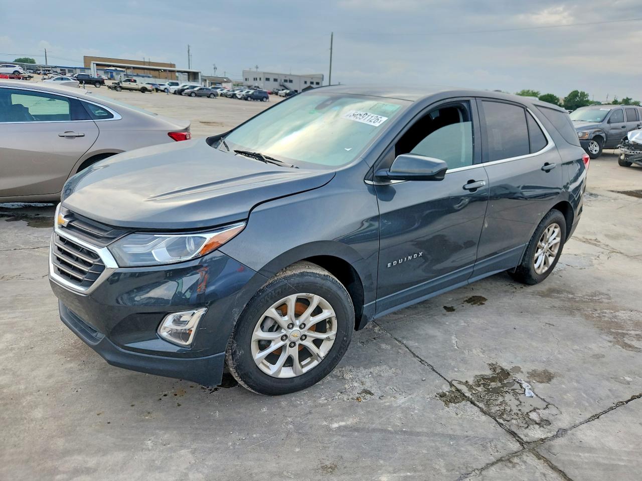 Salvage Chevrolet Equinox Image
