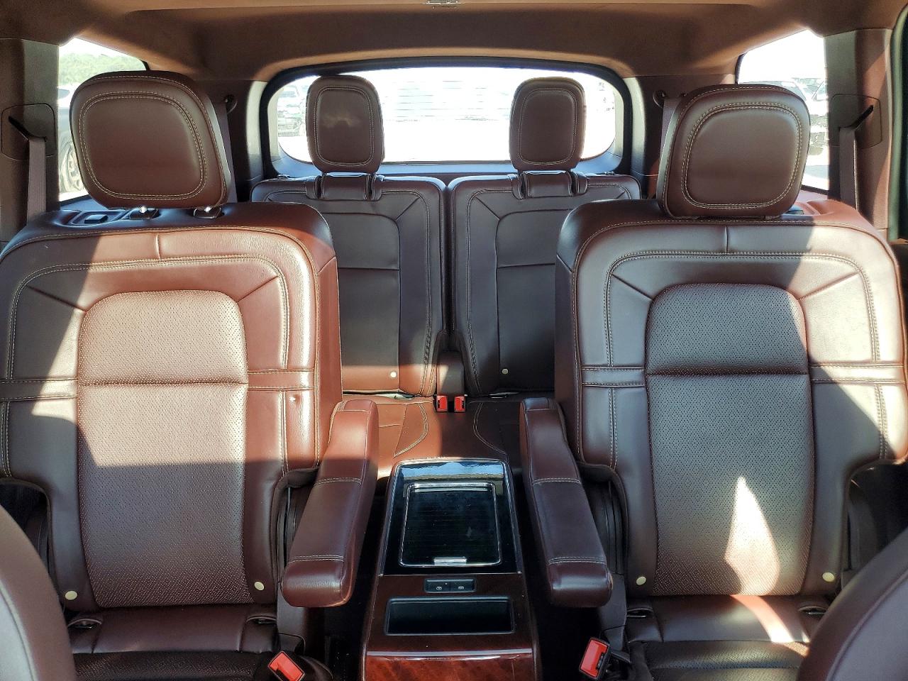 Lincoln Aviator Black Label Grand Touring