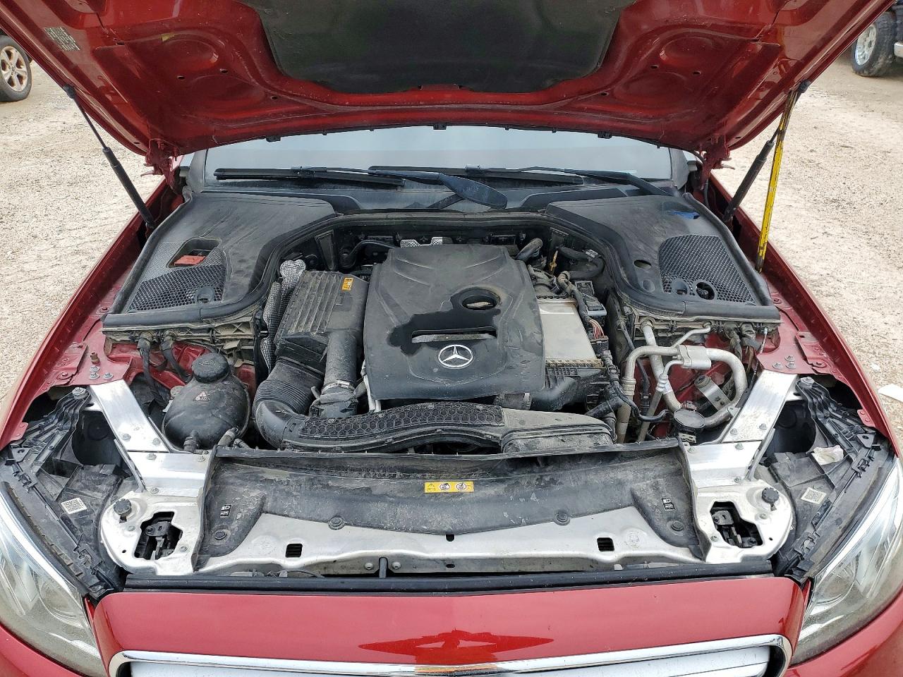 Mercedes-Benz E-Class 300