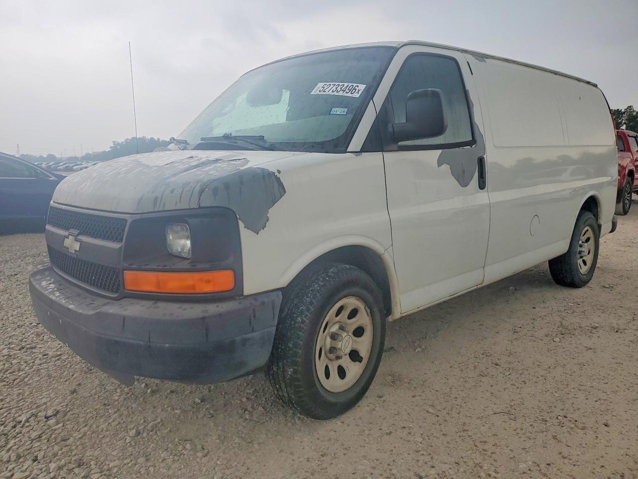 Salvage Chevrolet Express Image