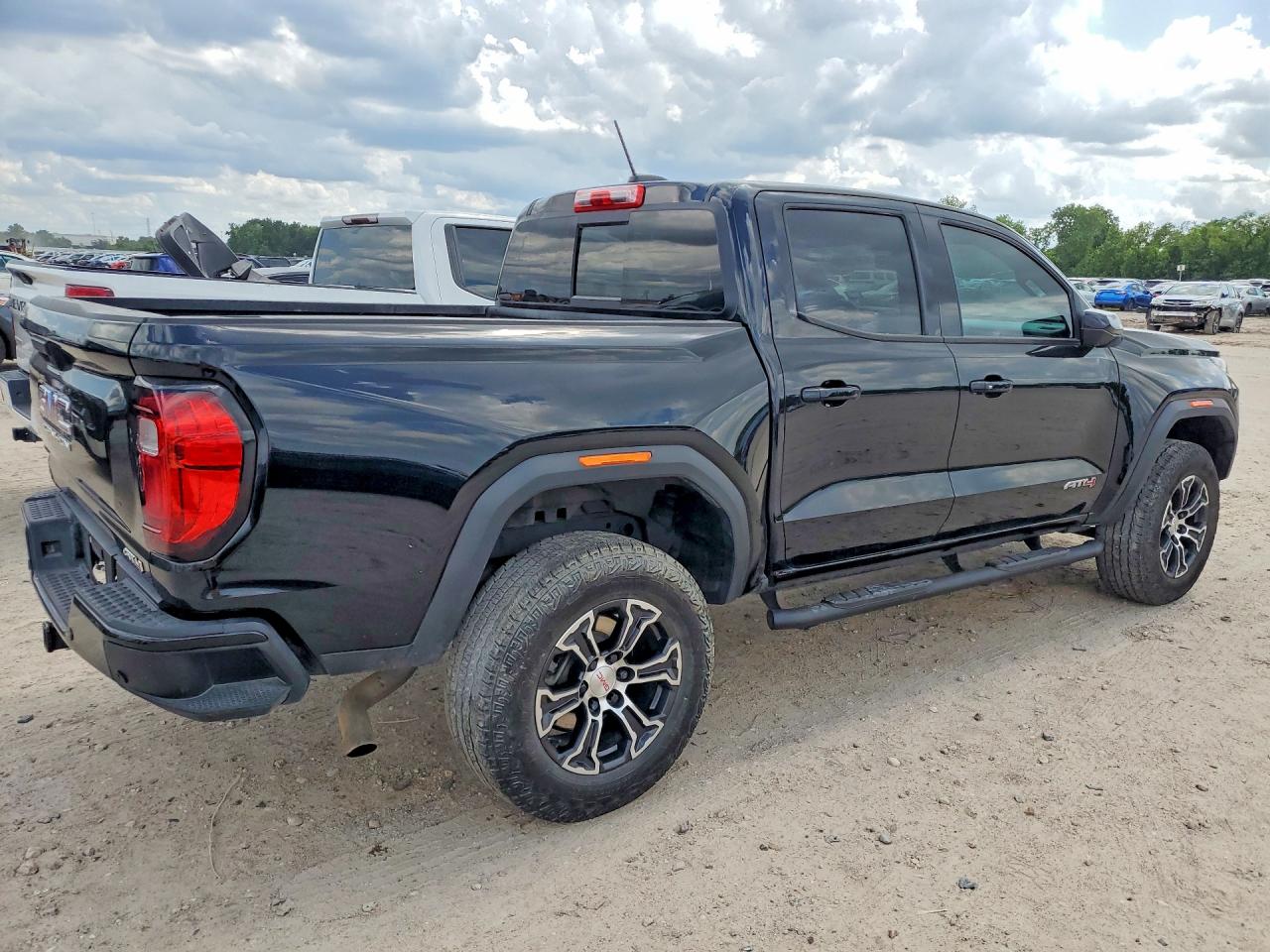GMC Canyon At4