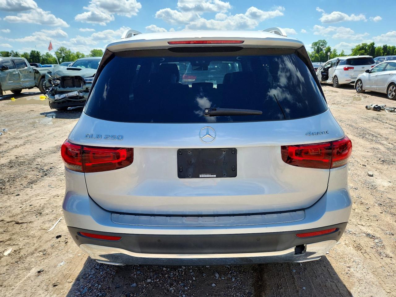 Mercedes-Benz GLB 250 4matic