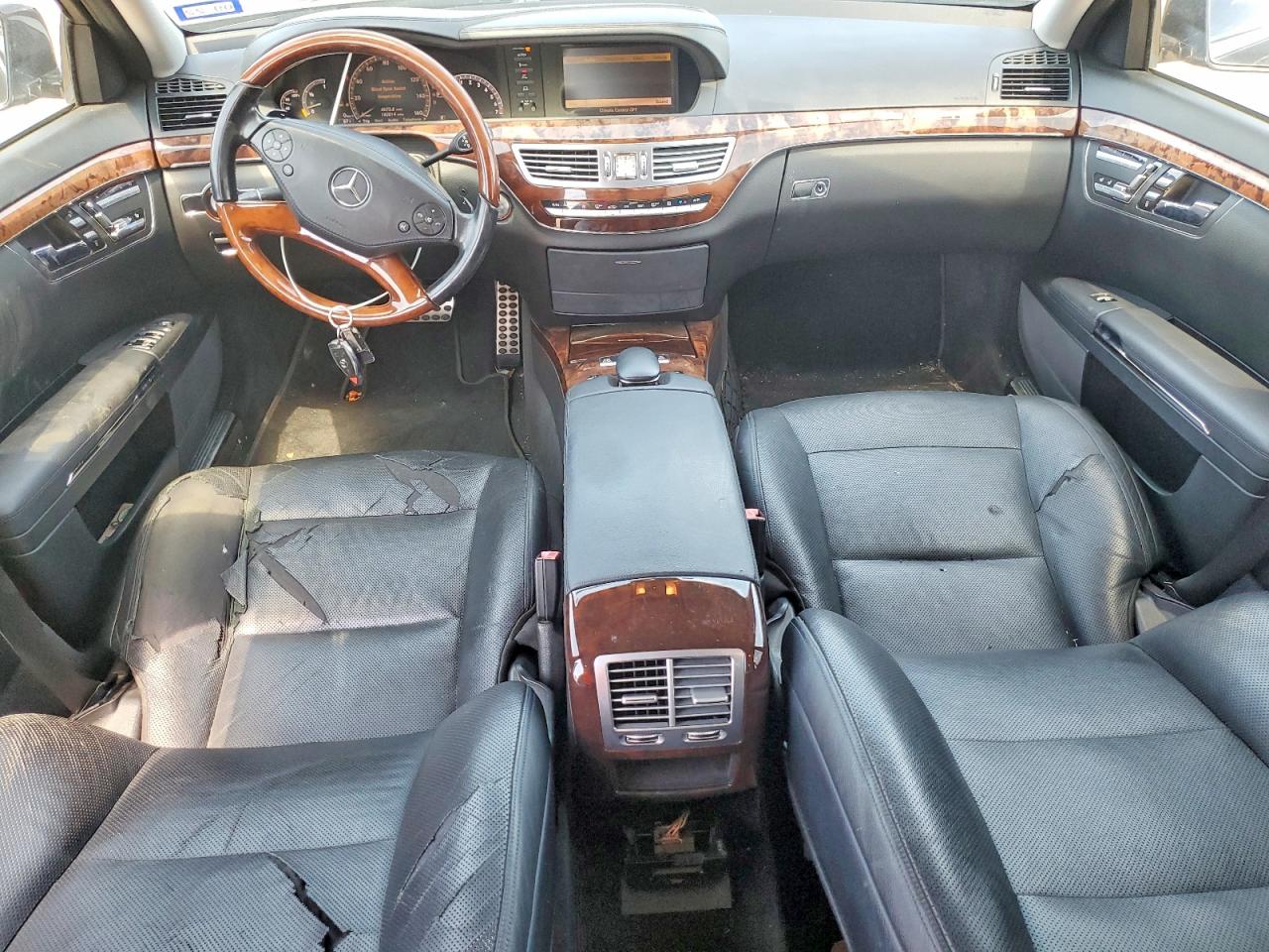 Mercedes-Benz S-Class 550