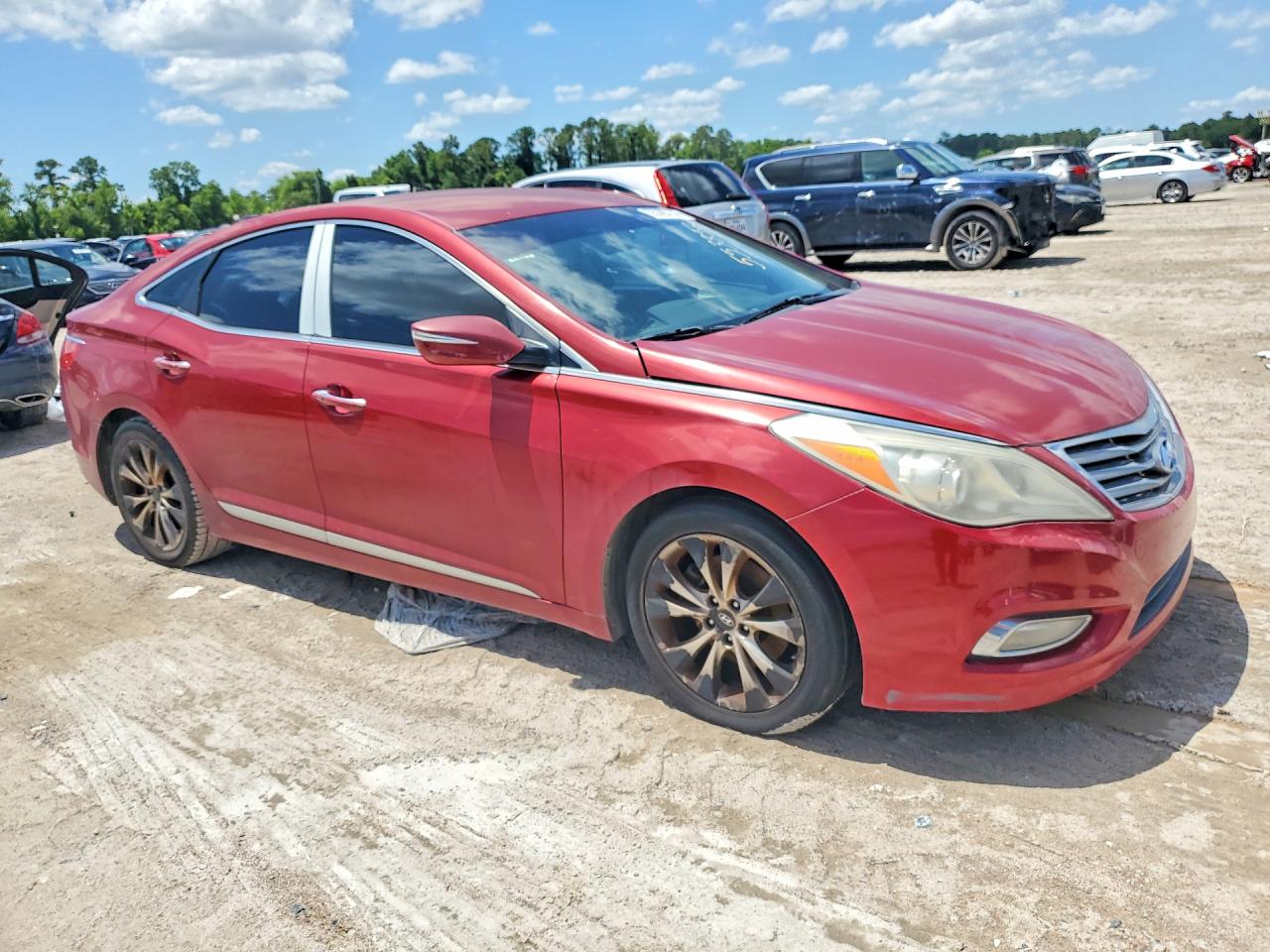 Hyundai Azera Base