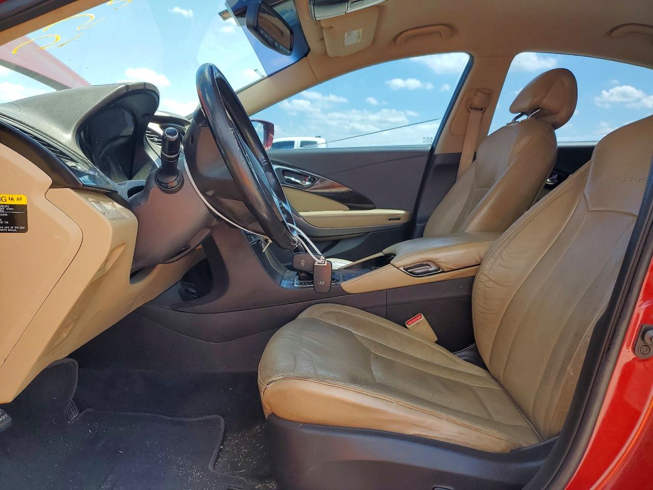 Hyundai Azera Base