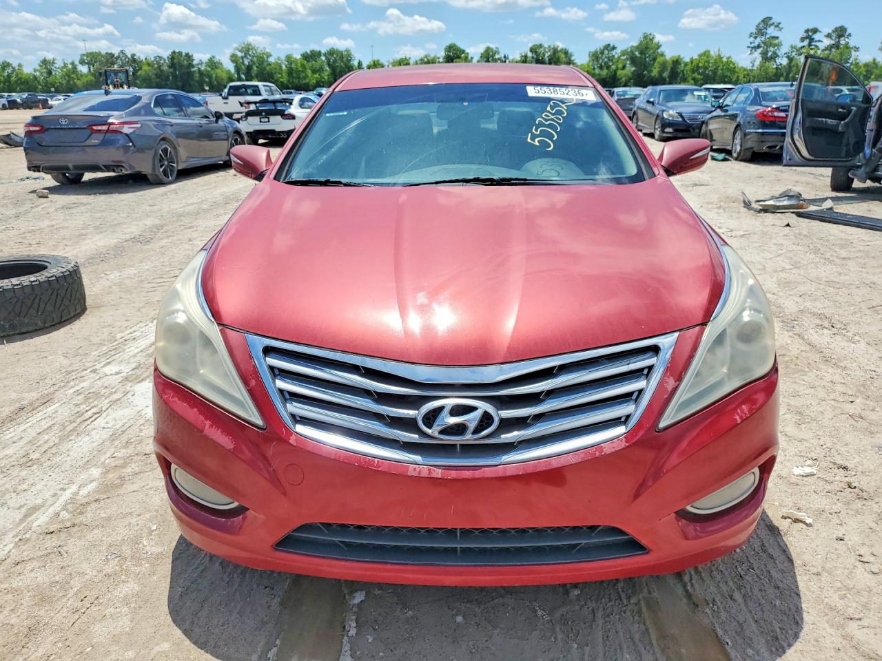 Hyundai Azera Base