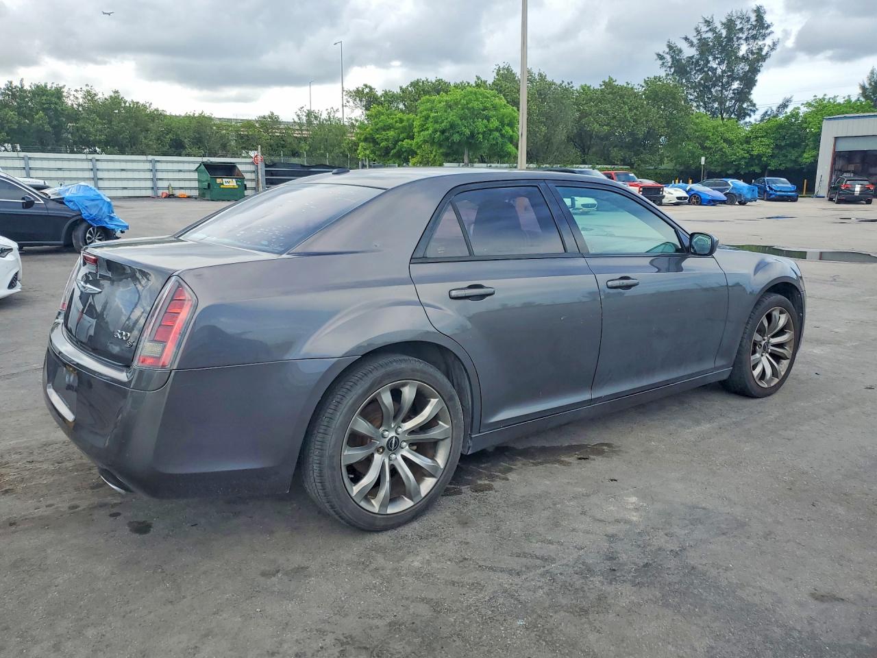Chrysler 300 S