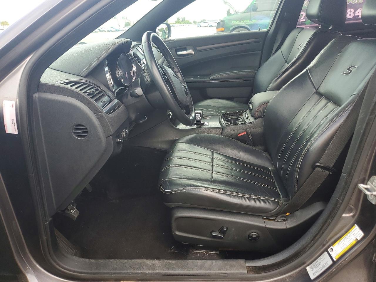 Chrysler 300 S