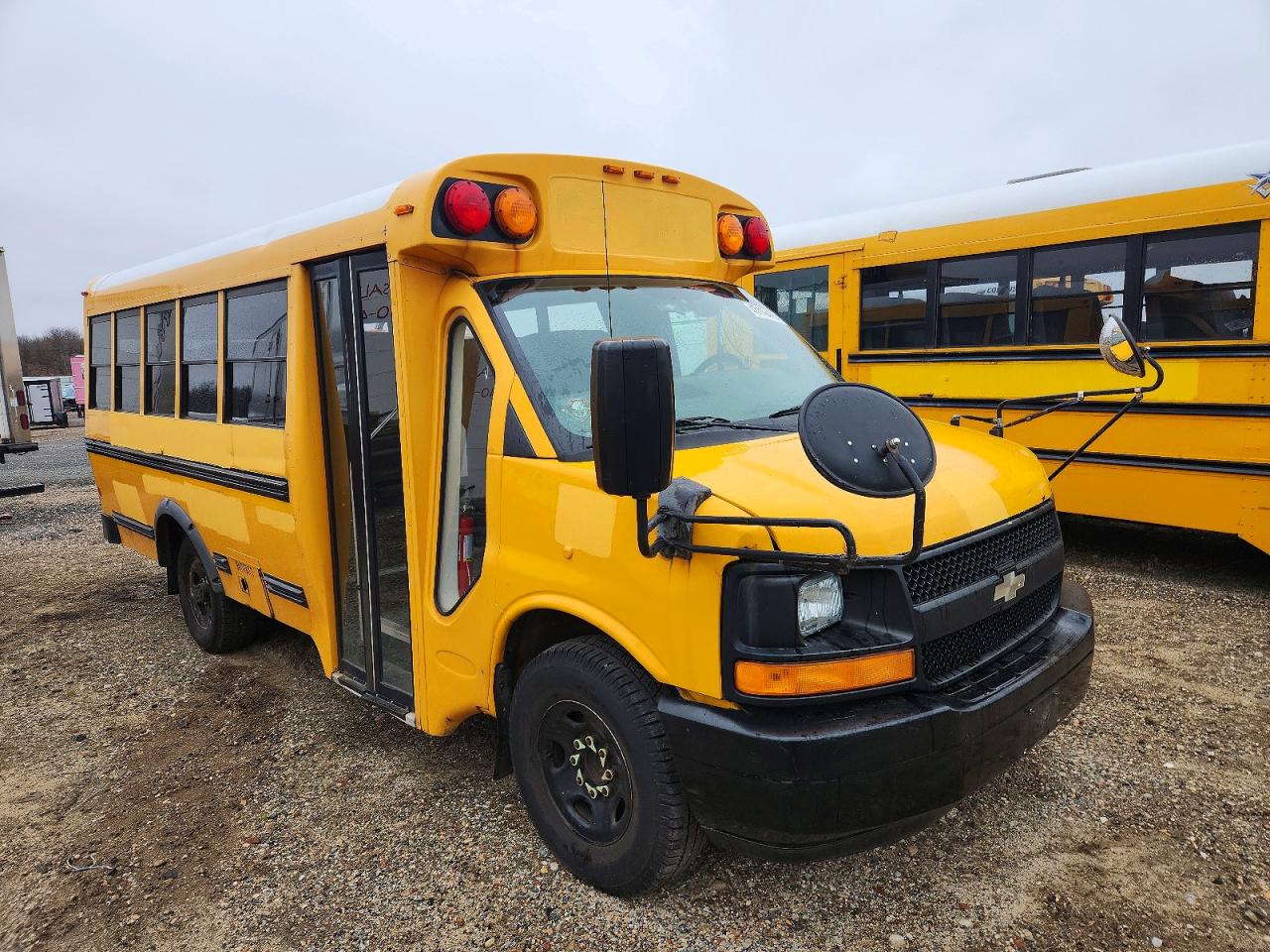 Salvage Chevrolet Express Image
