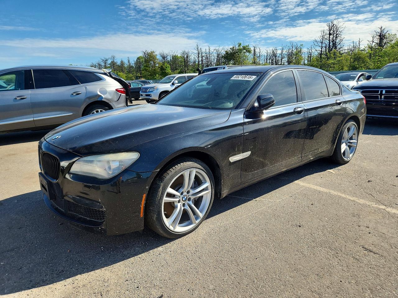 Salvage BMW 7 Series Image