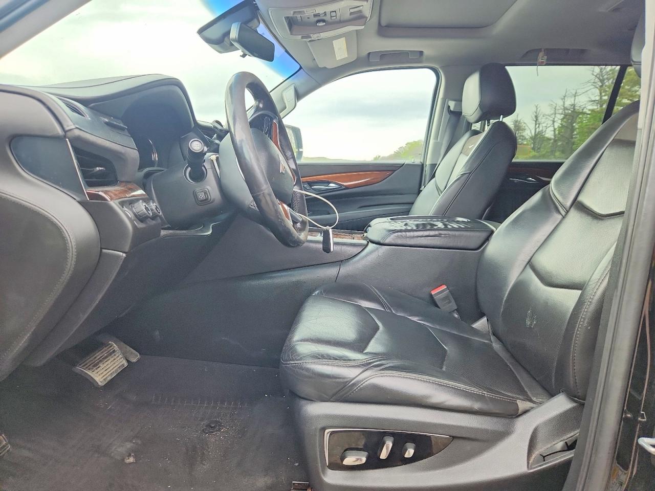 Cadillac Escalade Esv Luxury