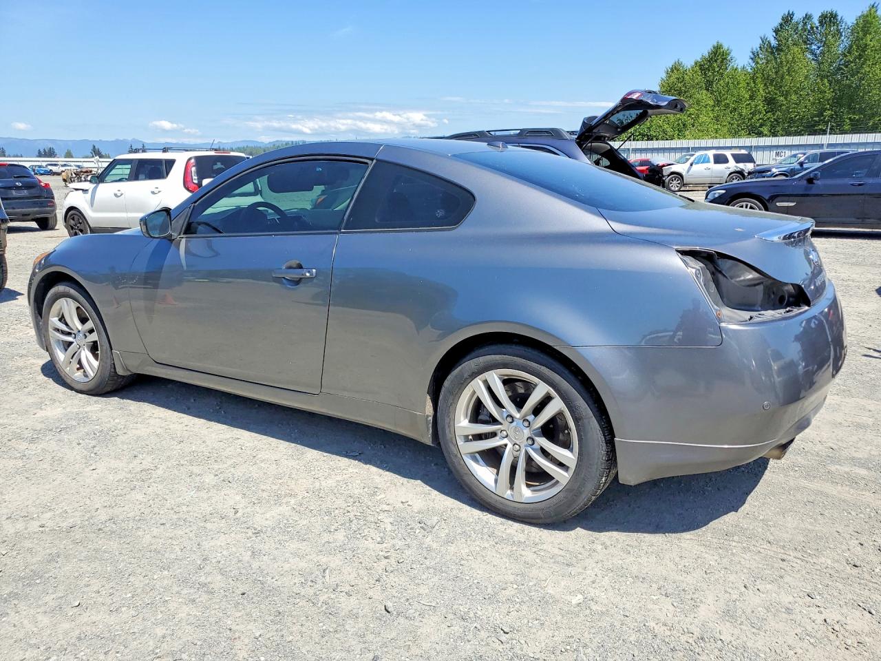 INFINITI G37 X