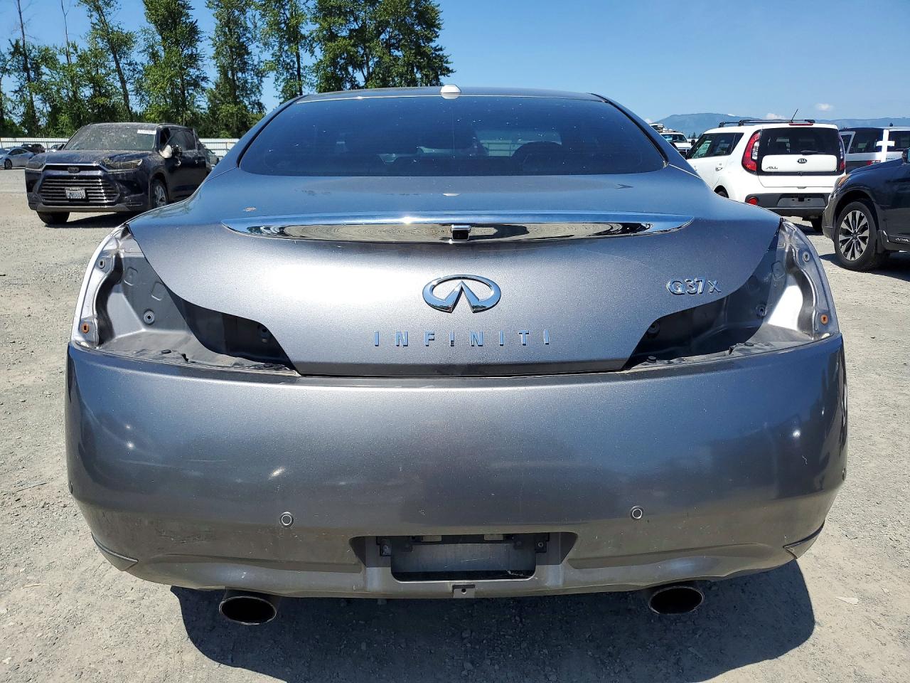 INFINITI G37 X