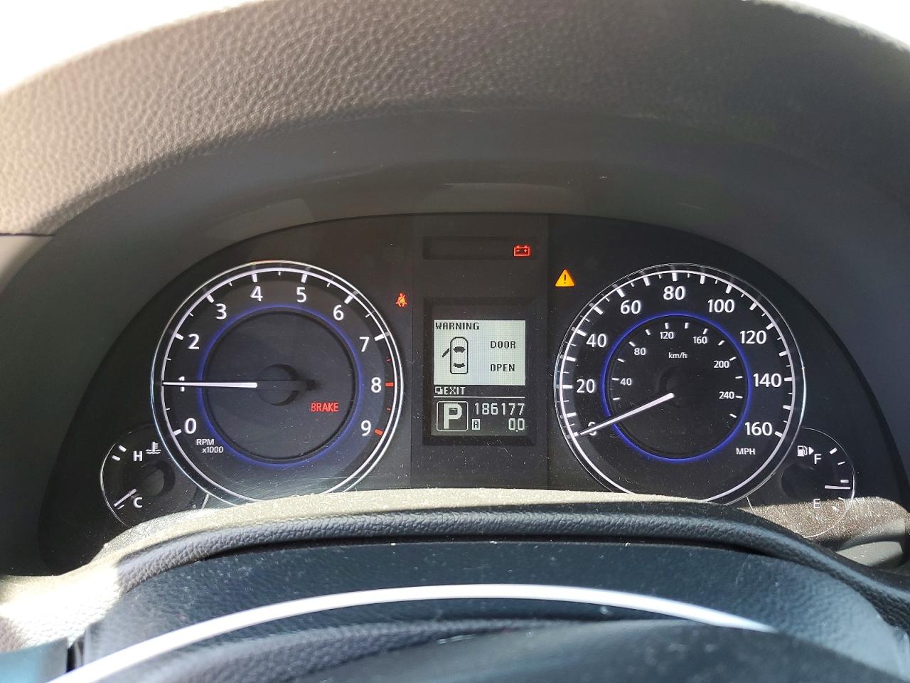 INFINITI G37 X
