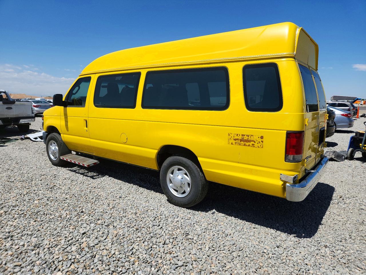 Ford Econoline E250 Van