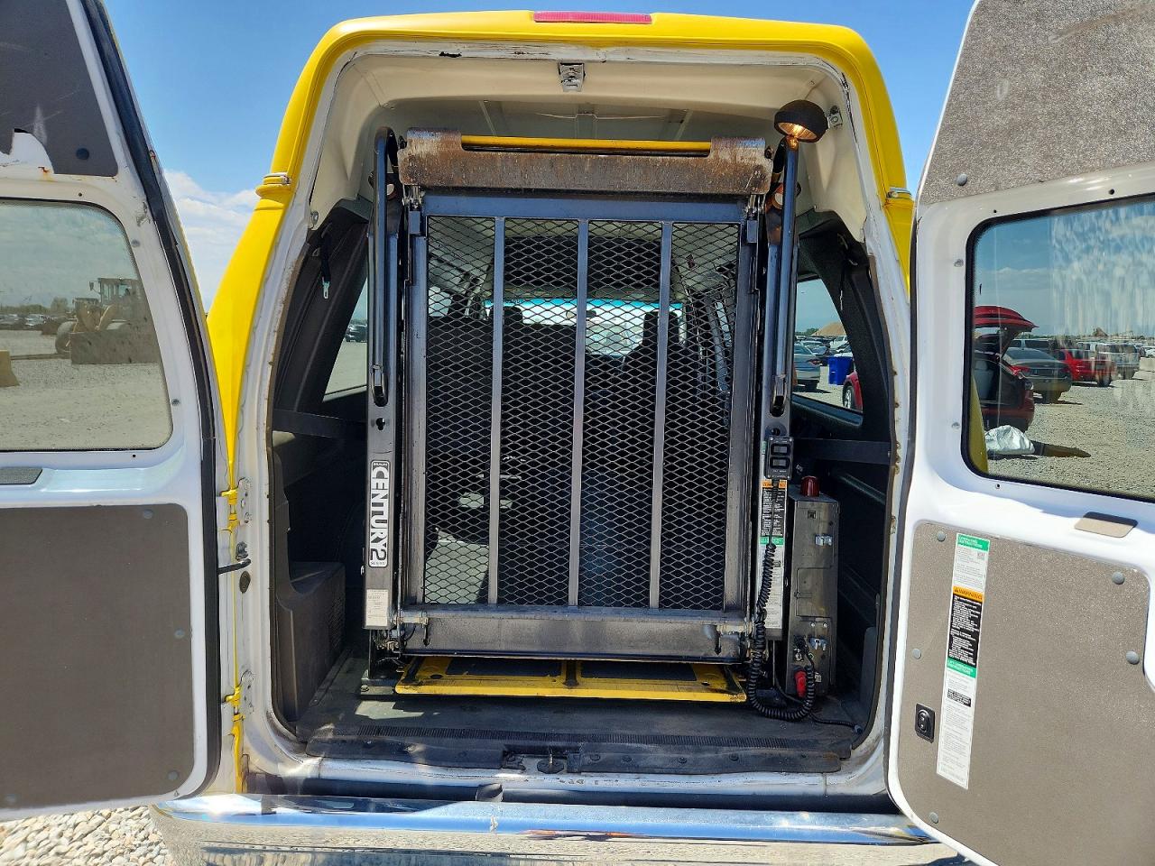 Ford Econoline E250 Van