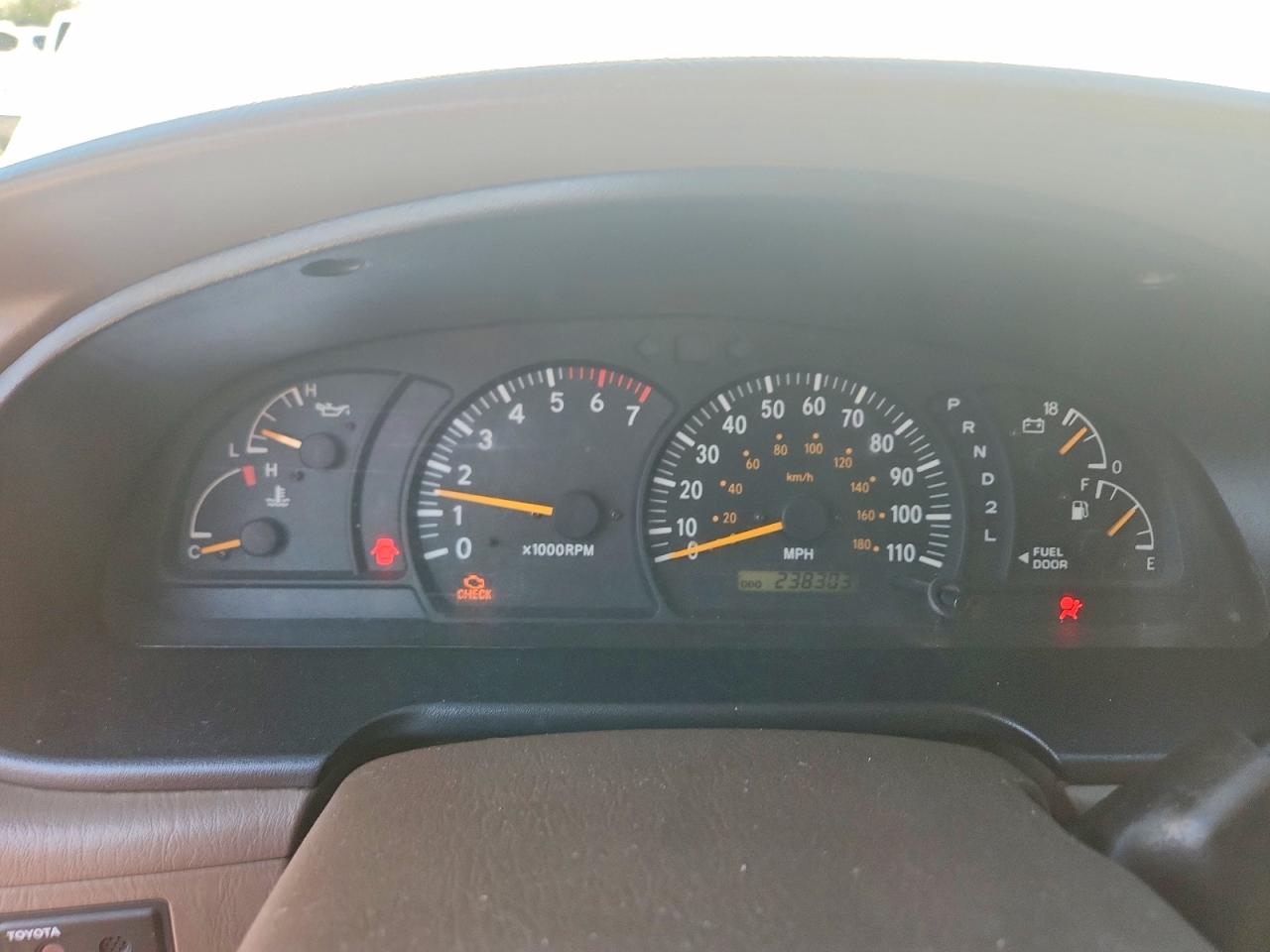 Toyota Tundra Access Cab Sr5