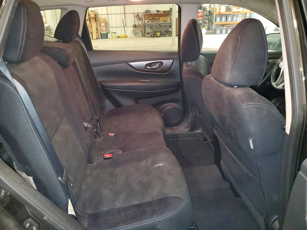 Nissan Rogue S