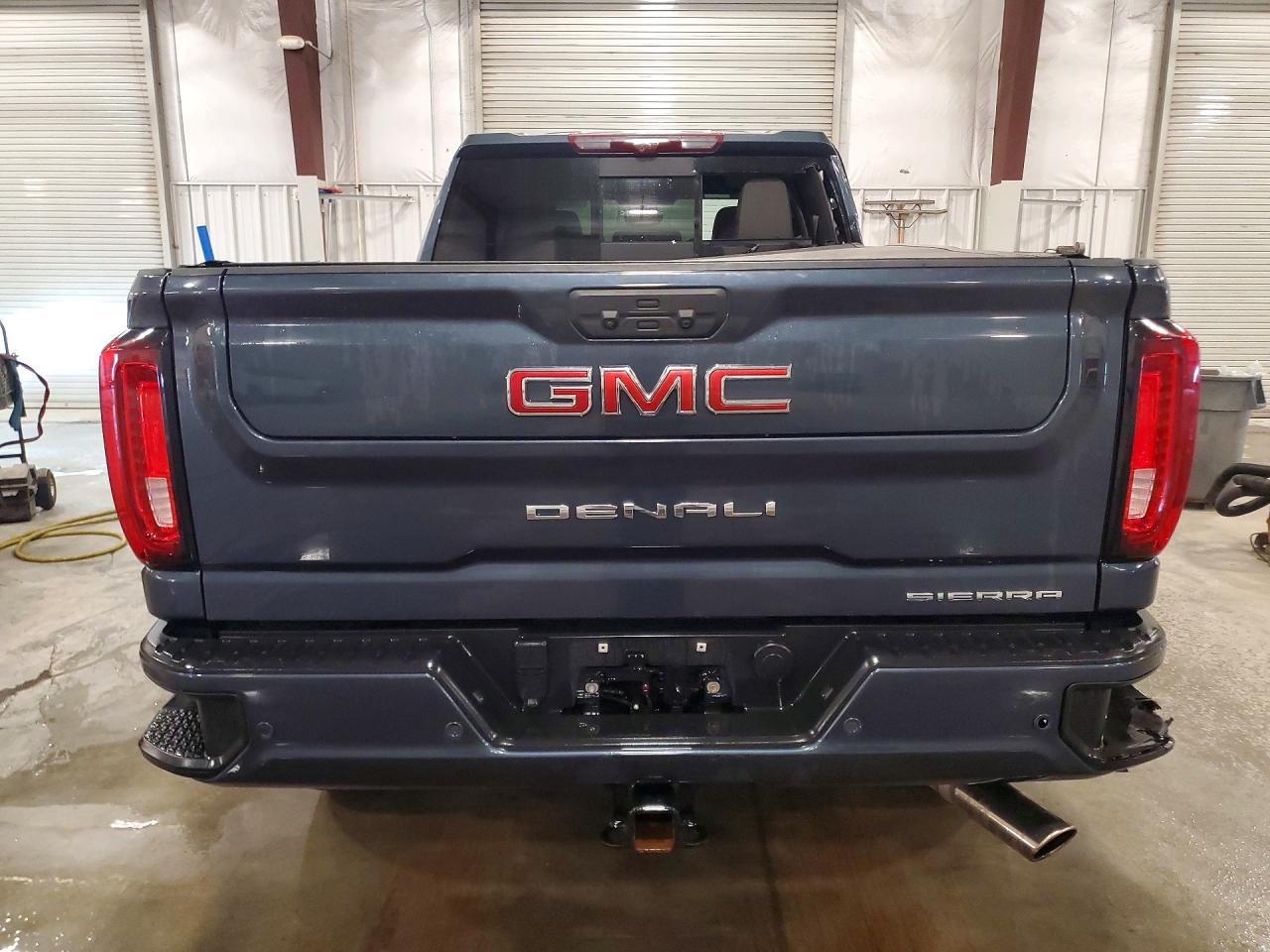 GMC Sierra K3500 Denali