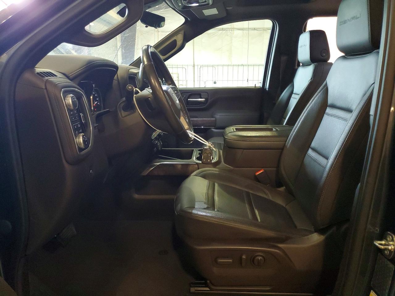 GMC Sierra K3500 Denali