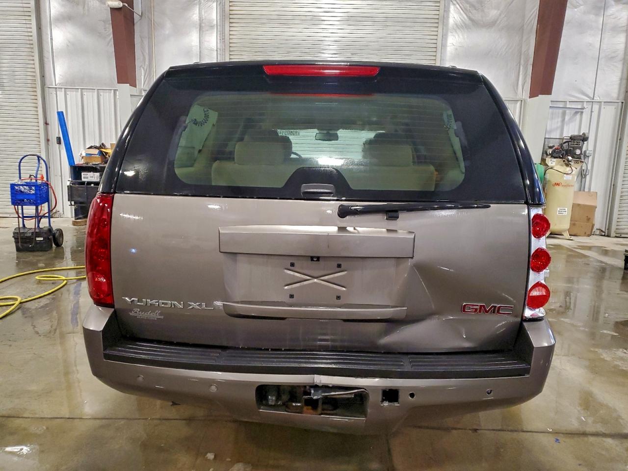 GMC Yukon K1500 Sle