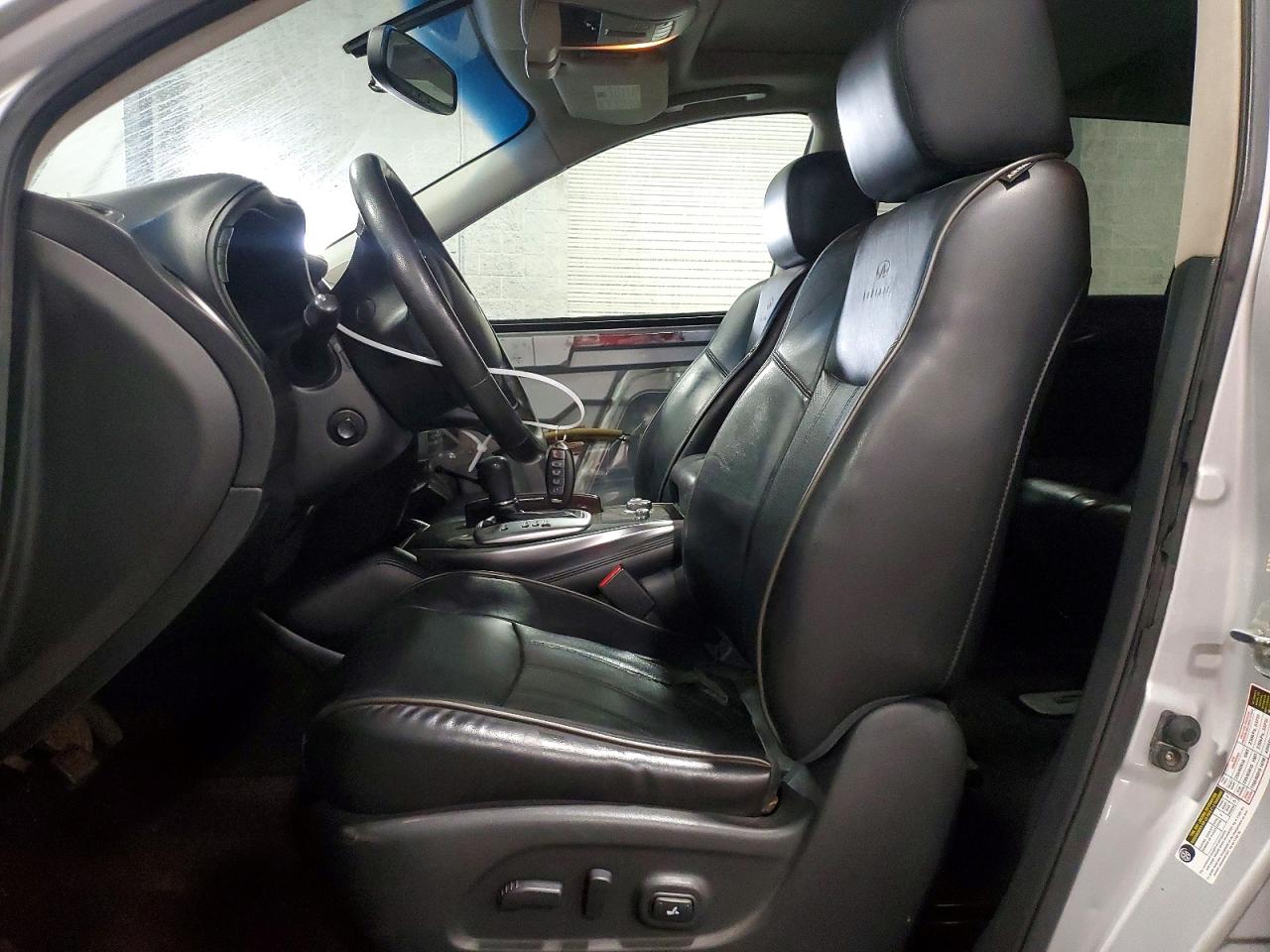 INFINITI JX35 Base