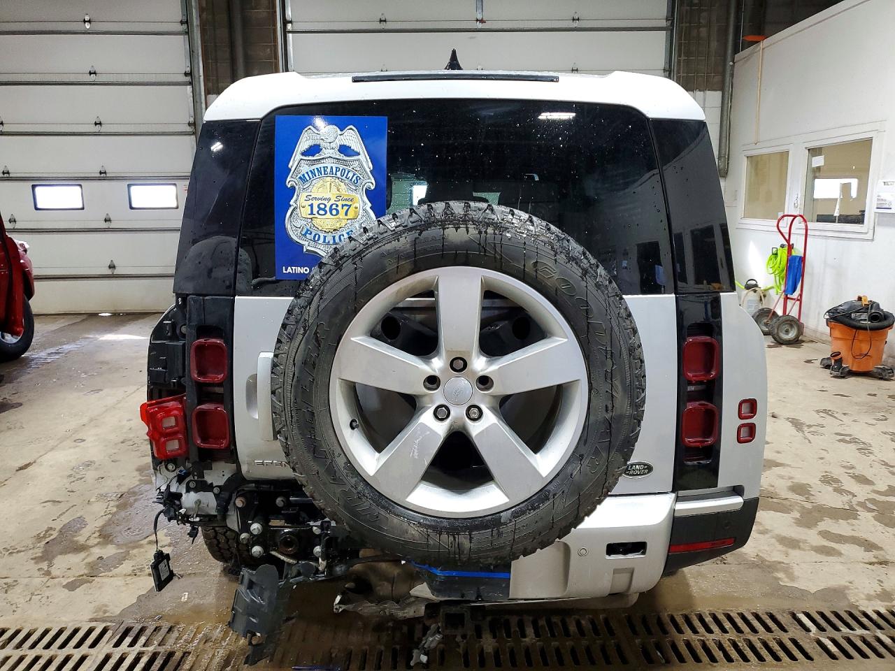 Land Rover Defender 130 Se