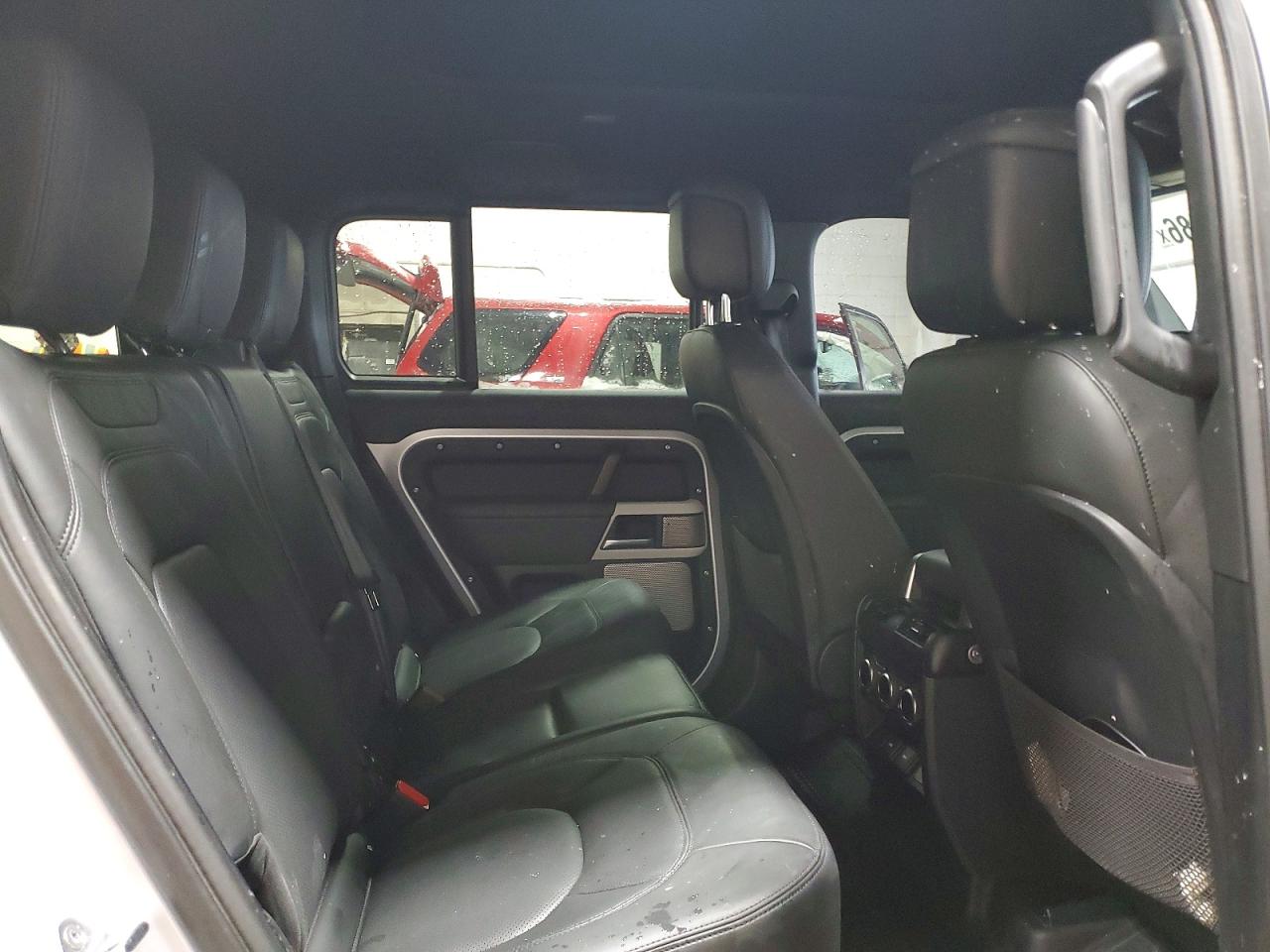 Land Rover Defender 130 Se