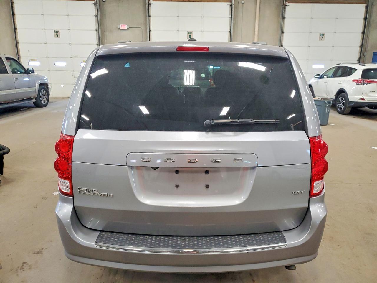 Dodge Caravan Sxt