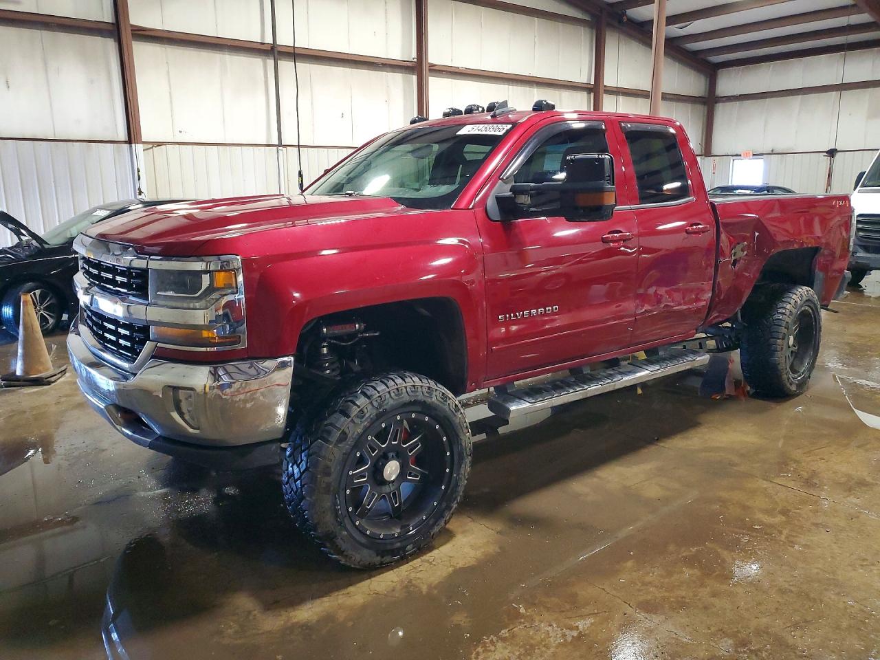 Salvage Chevrolet Silverado Image