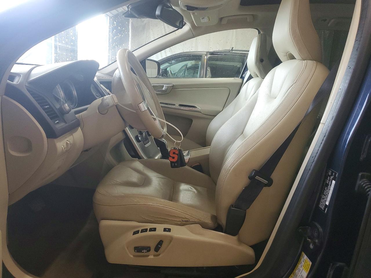 Volvo XC60 T6