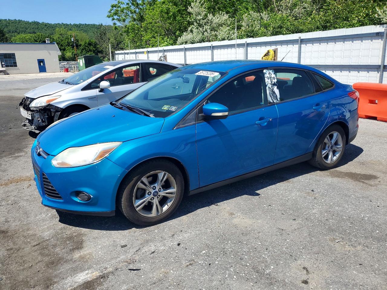 Salvage Ford Focus Image