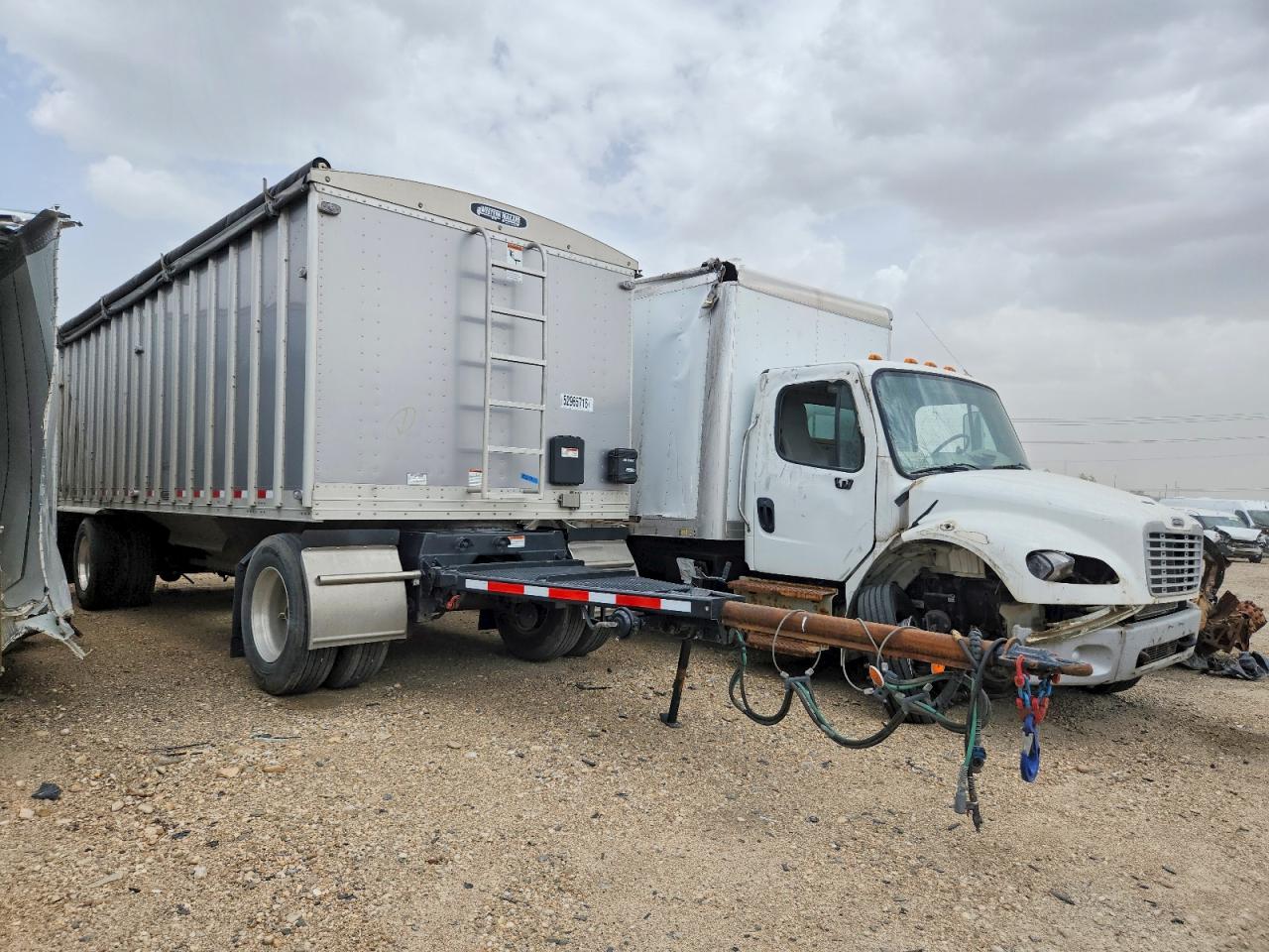 Salvage Western Trailers Other Image