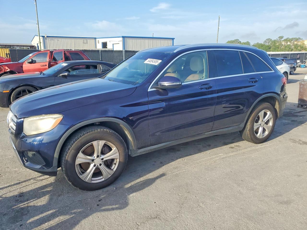 Salvage Mercedes-Benz GLC Image