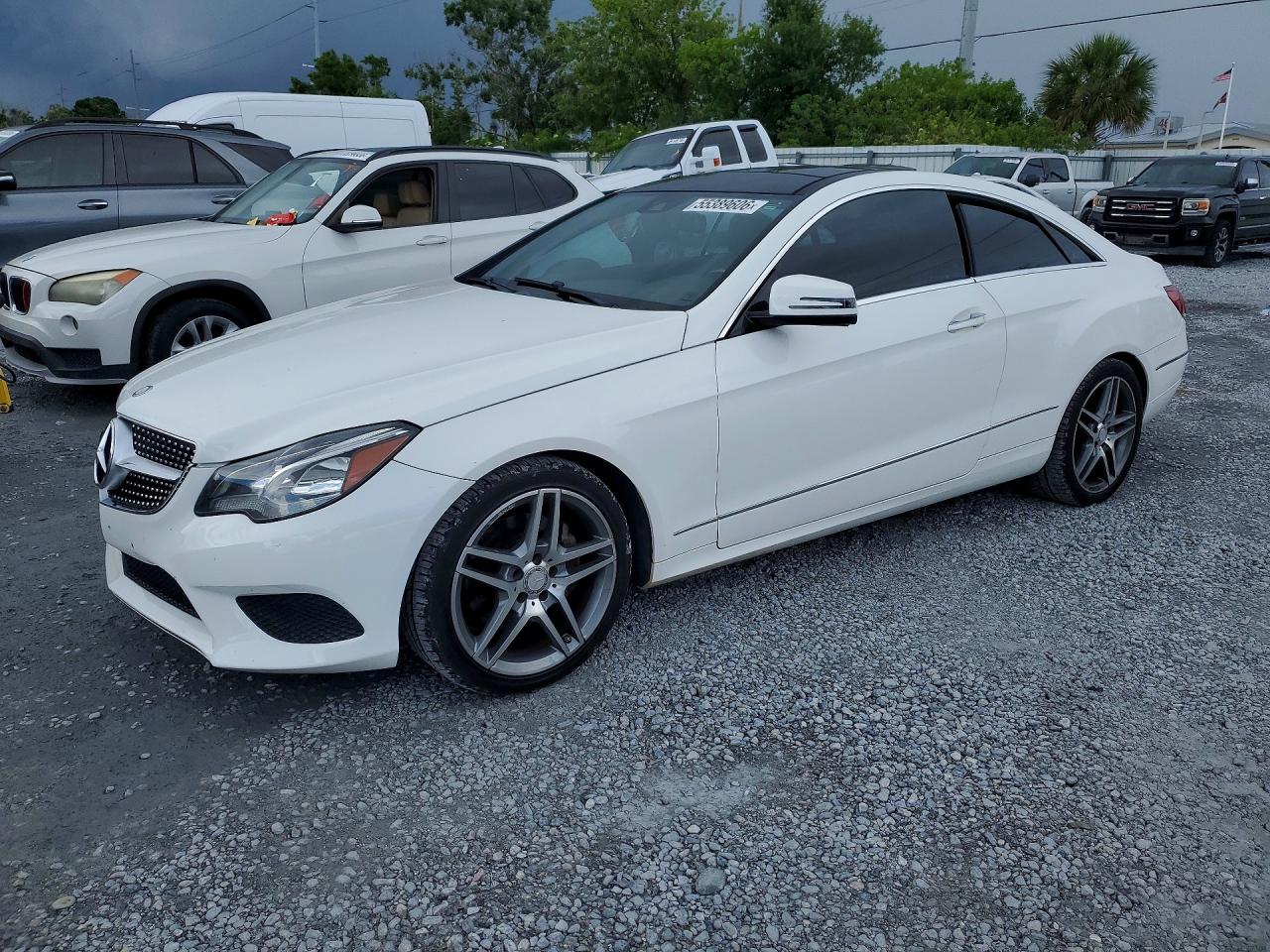Salvage Mercedes-Benz E-Class Image