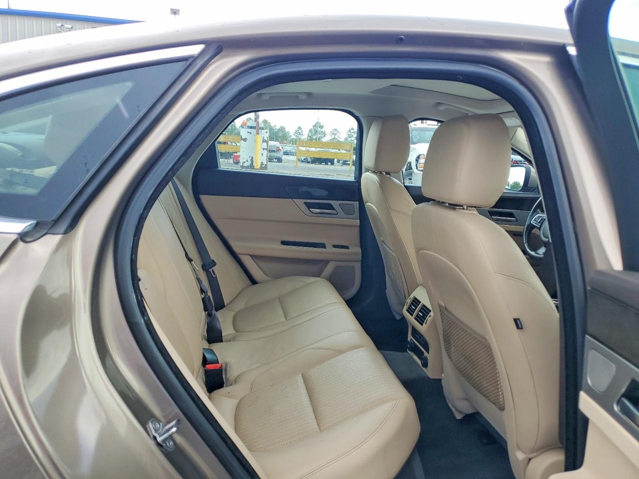 Jaguar XF Prestige