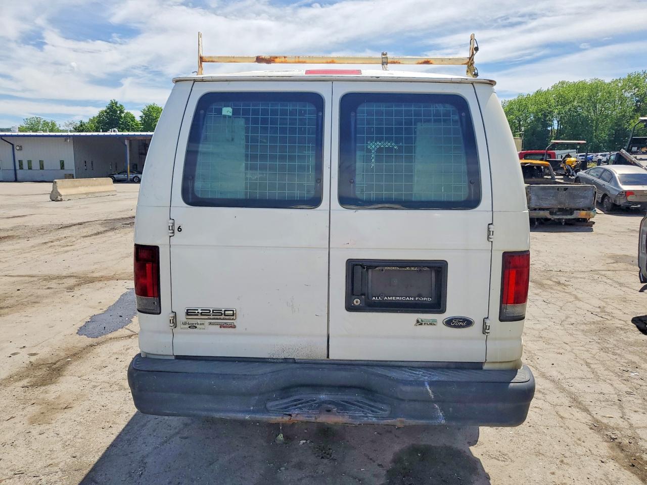 Ford Econoline E250 Van