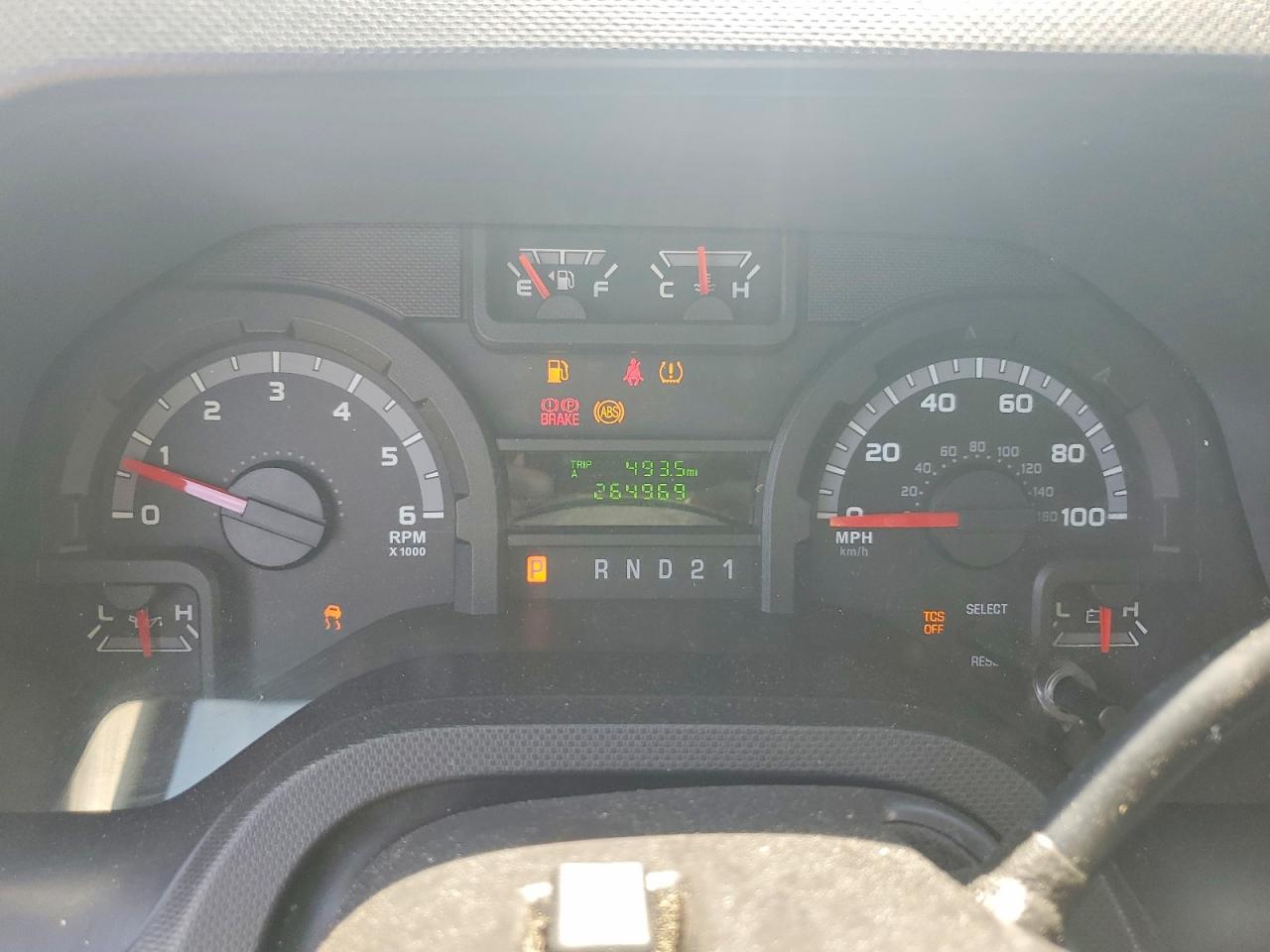 Ford Econoline E250 Van