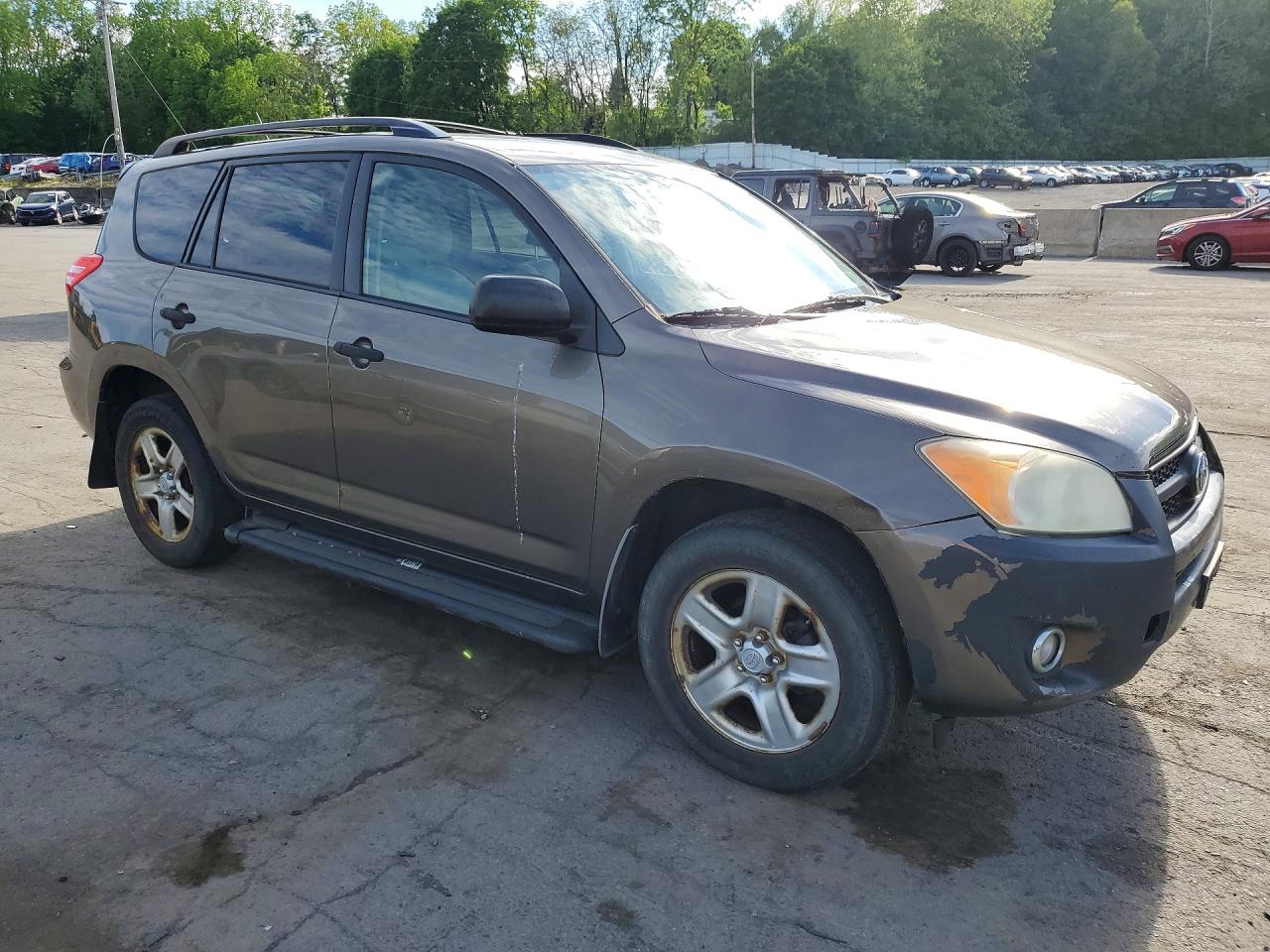 Toyota RAV4 Base