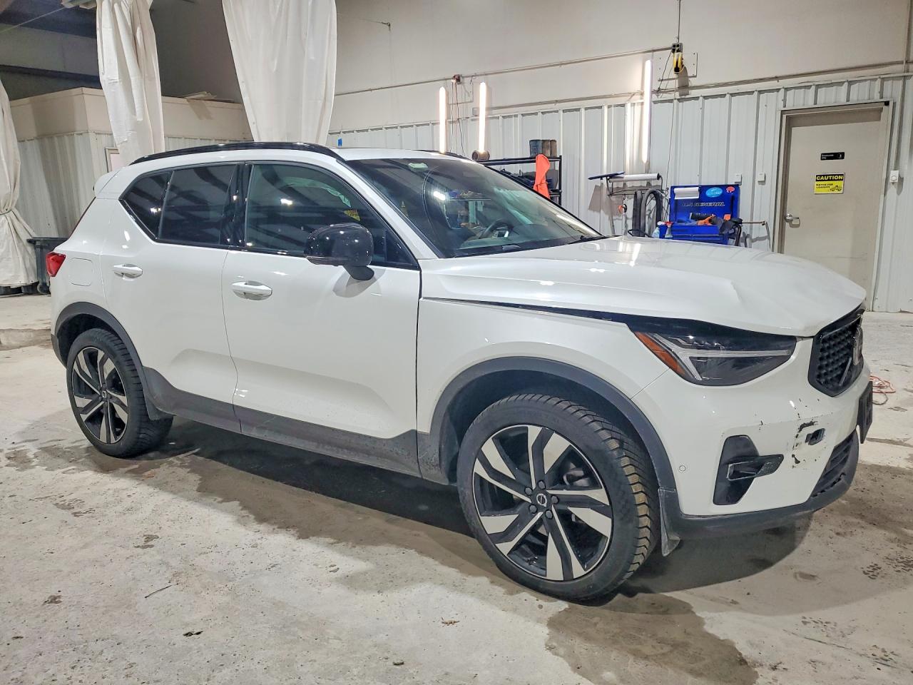 Volvo XC40 Plus
