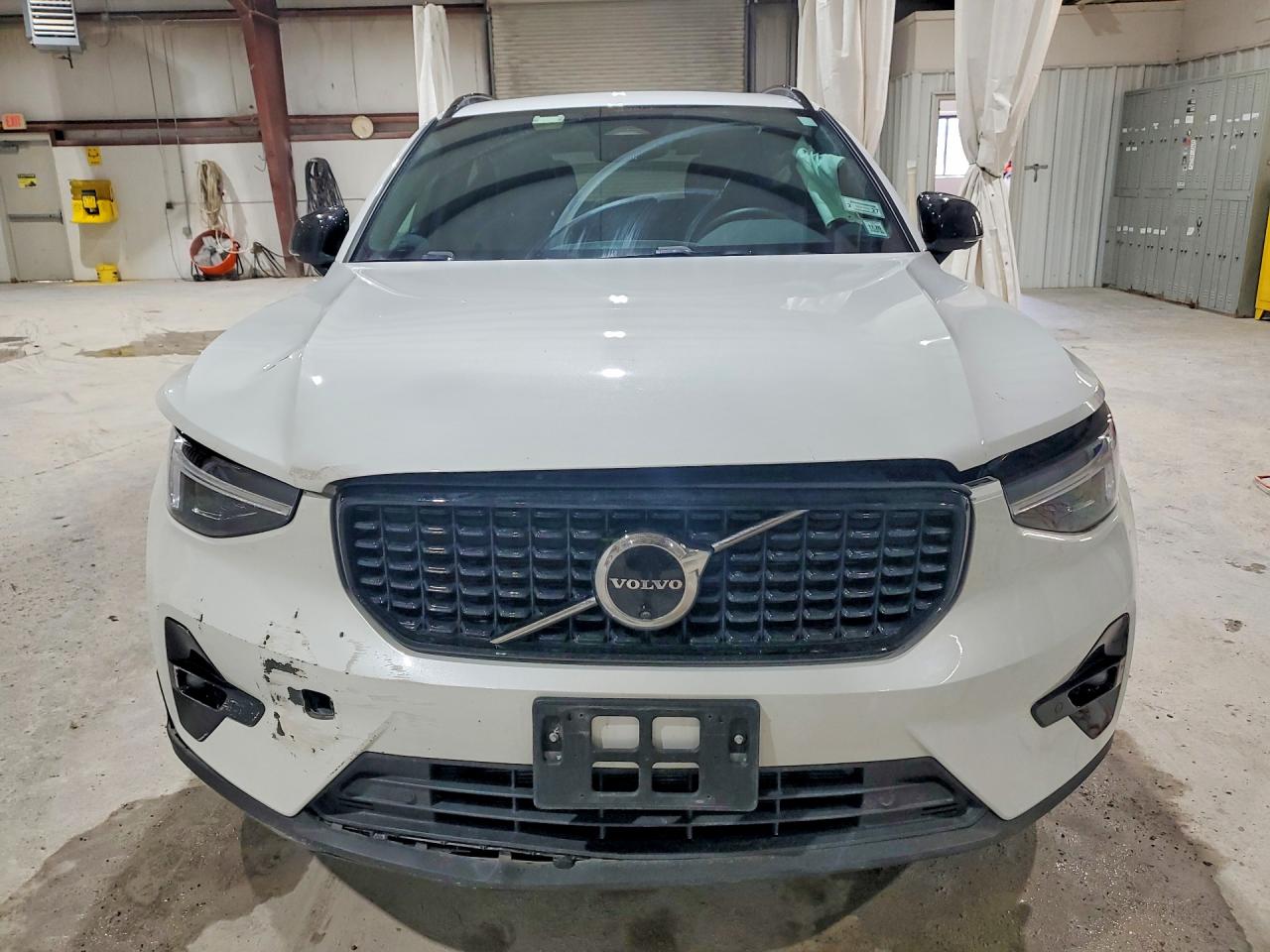 Volvo XC40 Plus