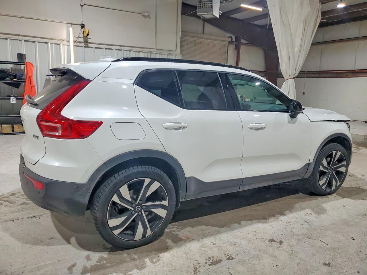Volvo XC40 Plus