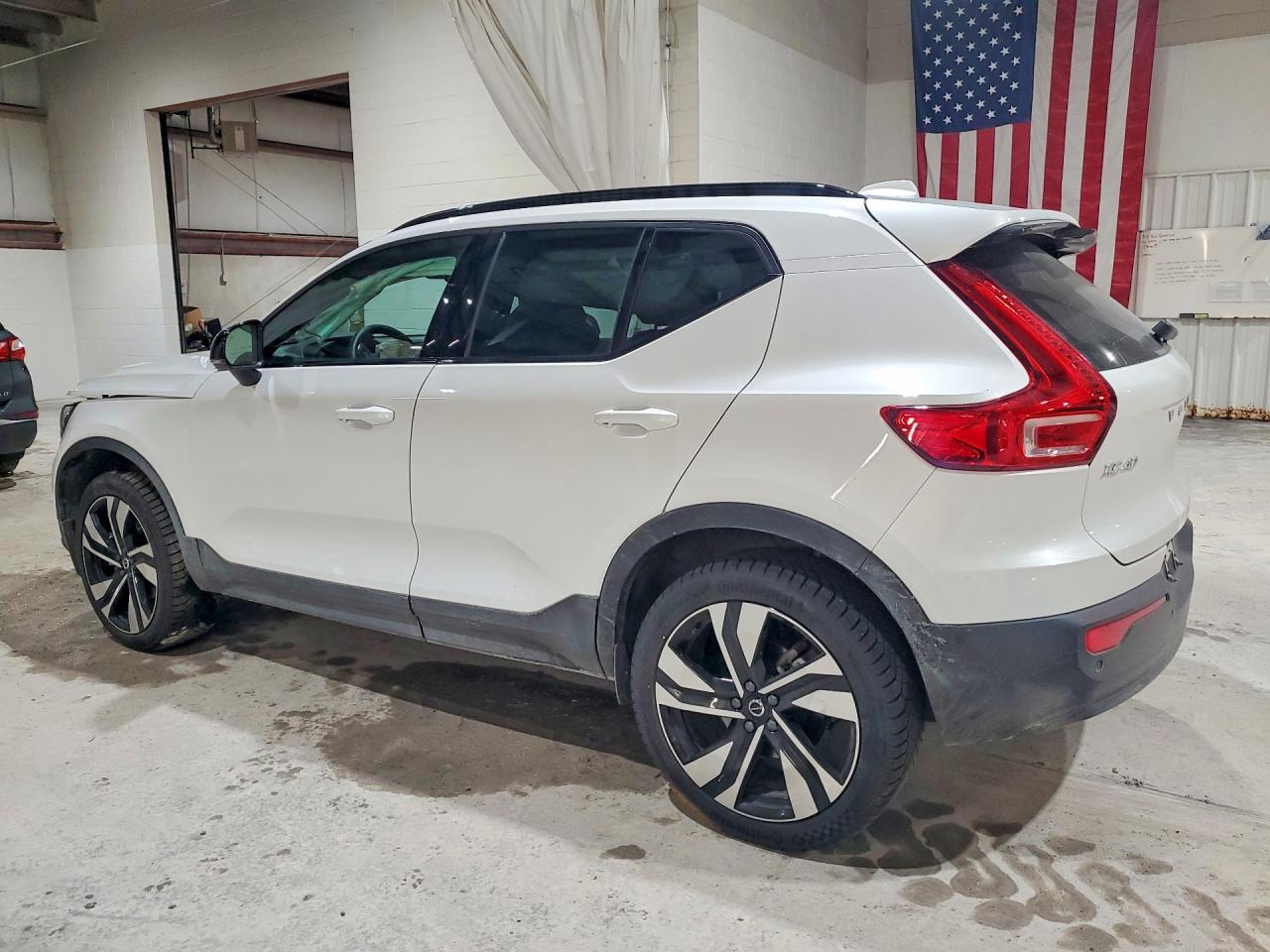 Volvo XC40 Plus