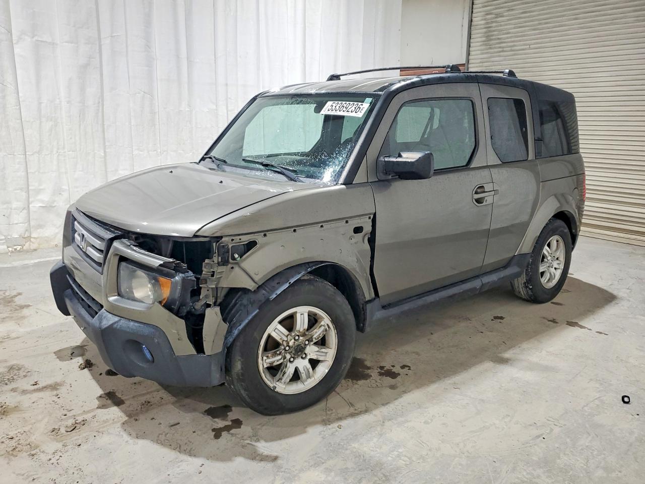 Salvage Honda Element Image