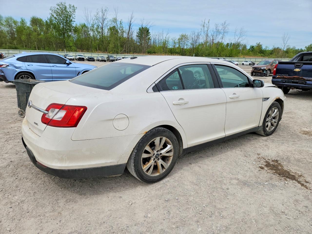 Ford Taurus Sel