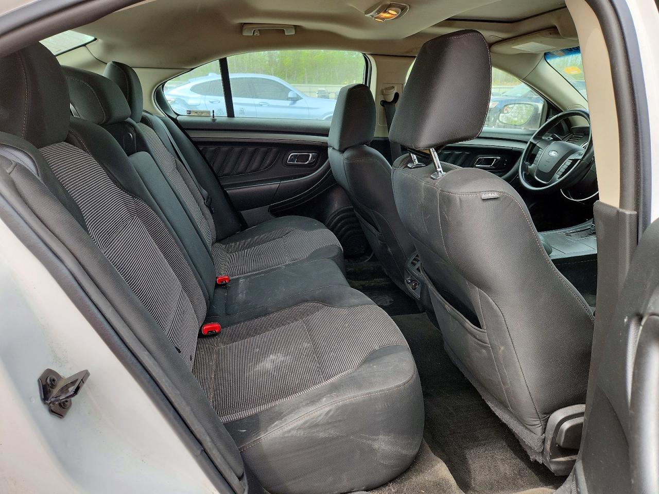 Ford Taurus Sel