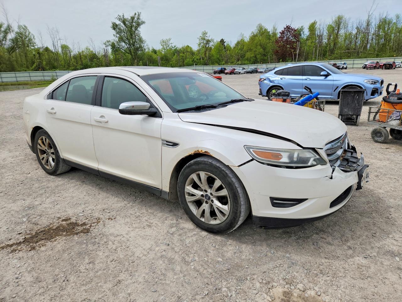 Ford Taurus Sel