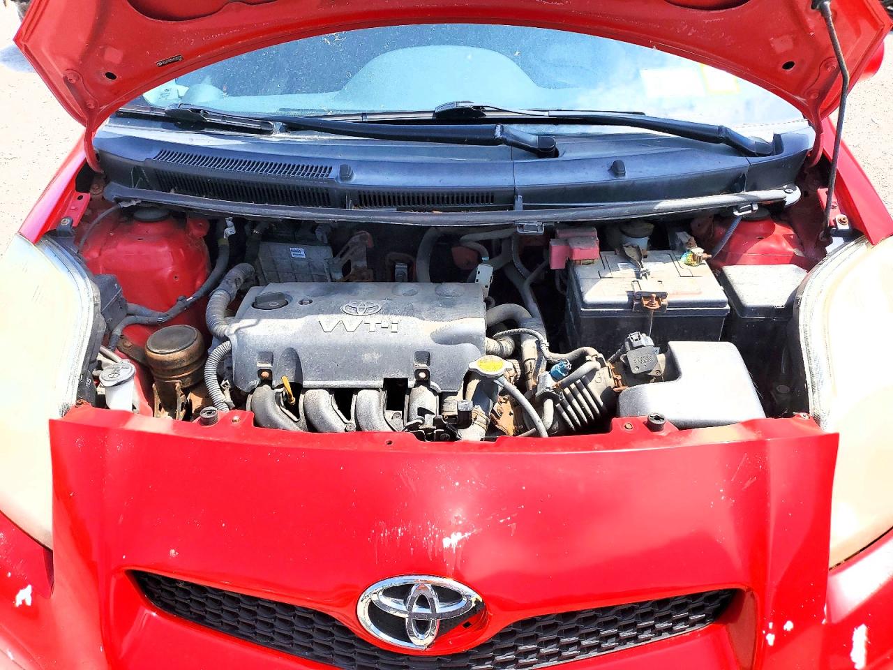 Toyota Yaris Base